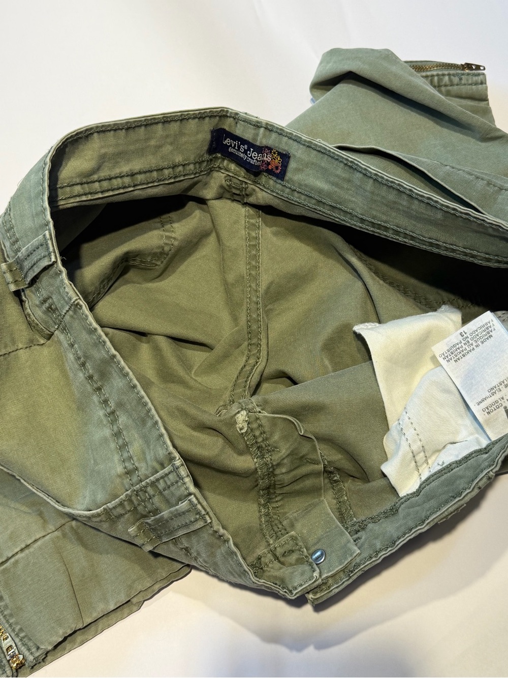 Y2K 2000’s Levi's Low Rise Baggy Cargo Capri Crop Pants Army Green Sz 13 - Picture 10 of 14